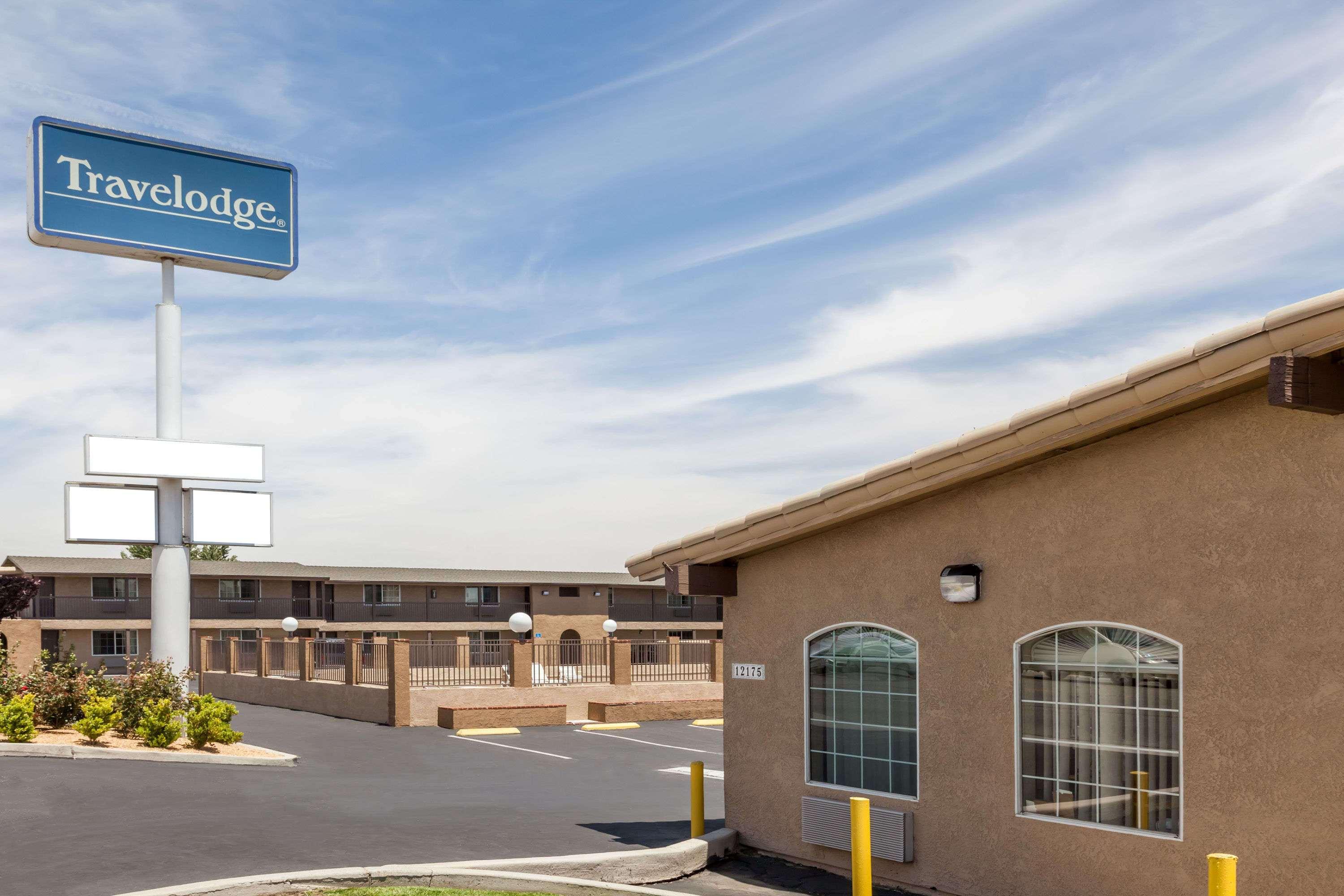 Travelodge By Wyndham Victorville Exterior foto